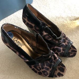 Carlos Santana leopard heels